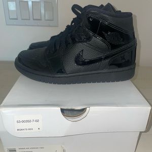 Jordan 1 Patent Triple blk